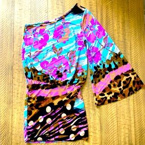 π
Womanβs Mini One Bell Sleeve Dress π